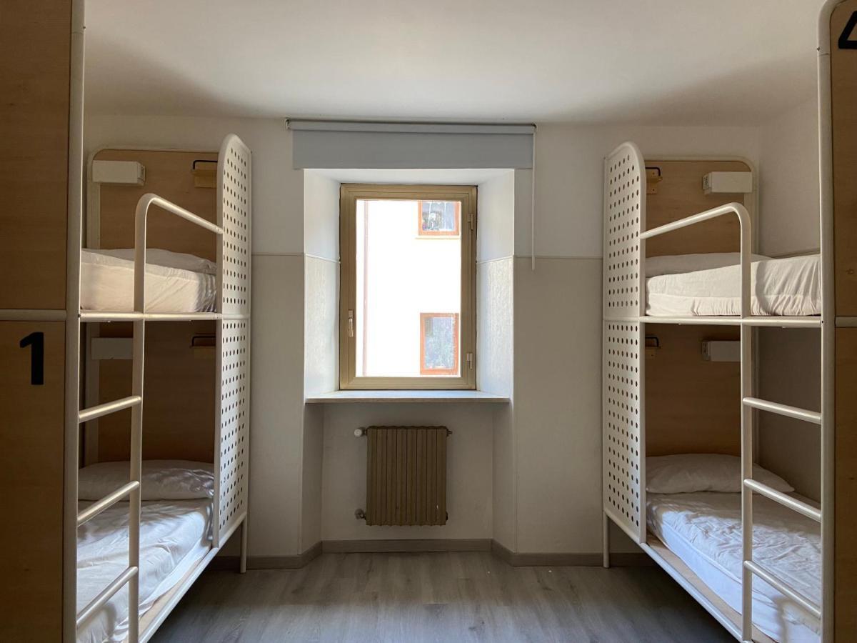 Albergue Hosthello Nus Exterior foto