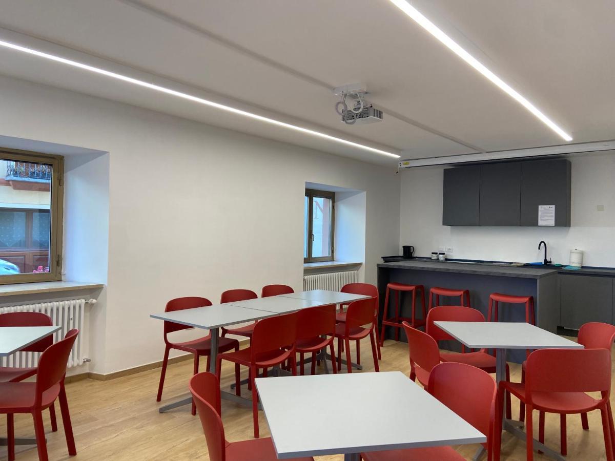 Albergue Hosthello Nus Exterior foto
